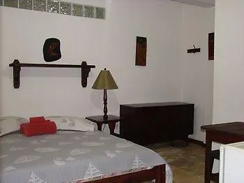 Pousada Casa Do Telhado Verde Cabo Frío Brasil
